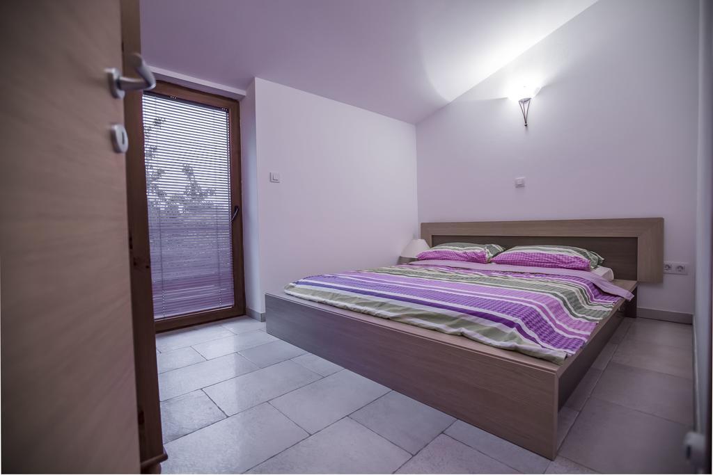 Apartments Villa Kras Krk 말린스카 외부 사진